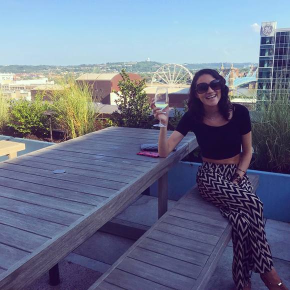 Meet your Posher, Ellie - Picture 4 of 7